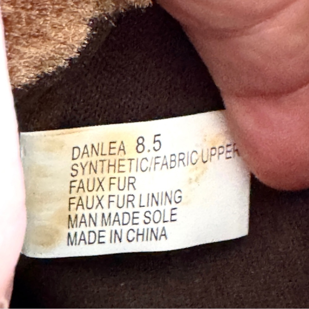 Brown Fur-Lined Women's Boots - Picture 10 of 11